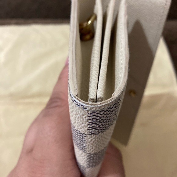 Louis Vuitton Sarah Wallet Damier Azur - Picture 10 of 16